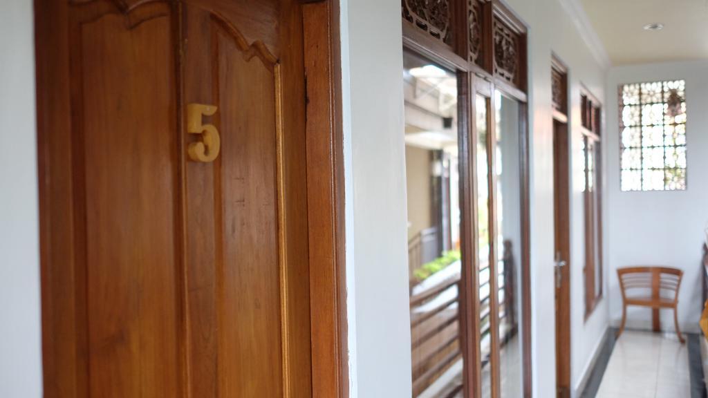 Ramaniya House Hotel Ubud  Ngoại thất bức ảnh